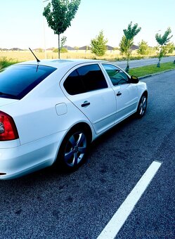Predám Octavia II Facelift TSI kúp. v SR - 5