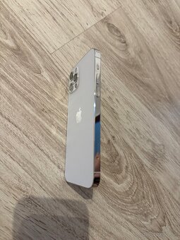 iPhone 12 pro + obal/nabíjačka - 5