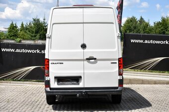 Dodávka Volkswagen Crafter 2.0 TDI 7_MIEST_4X4_SR_2019_DPH - 5