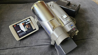 Kvalitná 3CCD digitálna kamera PANASONIC - 5