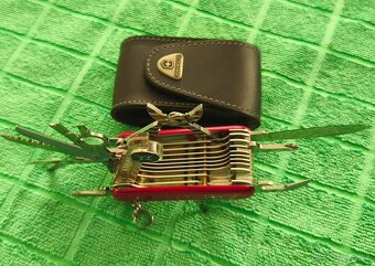 Wenger Classic Tool Chest Plus - 5