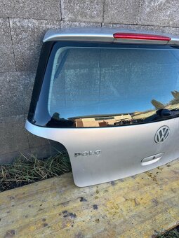 Piate dvere na VW Polo 9N hatchback - 5