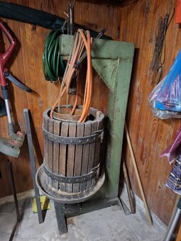 Predám preš na hrozno, veľký. - 5