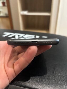 Iphone 11 128gb cierna - 5