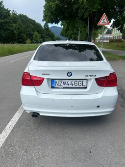BMW e90 318d - 5