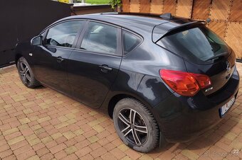 Opel Astra J 74kw r.v.2012 - 5