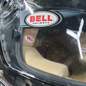 FIA Helma Bell Carbon GT6 Series - 5