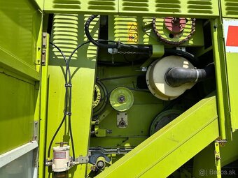 Claas Mega 208 - lista 6 m + predval - 5