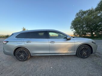 Volkswagen Passat variant 2.0TDI 110KW DSG Elegance 2024 - 5