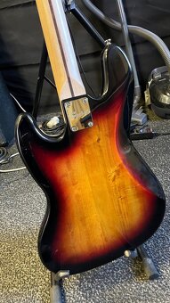 Squier Affinity Jazz Bass - 5