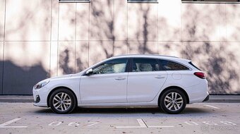 Hyundai i30 CW 1.6 CRDi Classic DTC - 5