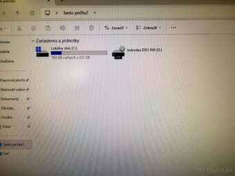 Počítač DELL.Intel i3-6100 2x3,70GHz.8gb ram.256gb SSD - 5