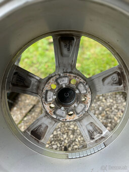SKODA 215/45 r16 komplet sada - 5