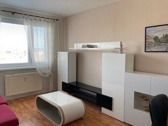 VOĽNÁ SAMOSTATNÁ IZBA 280 EUR VRÁTANE VŠETKÝCH POPLATKOV - 5