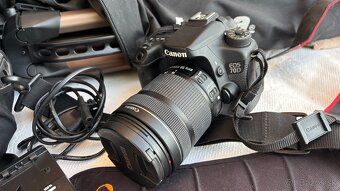Canon EOS 70D + EF-S 18-135 IS STM, Hama Star 63 stativ, Low - 5
