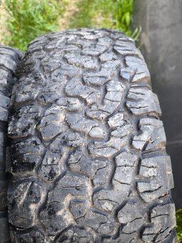 235 75 R15 6x139.7 - 5