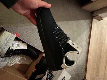 Adidas HU - 5