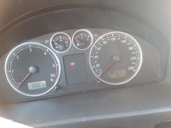 Predám Volkswagen Sharan 1,9 TDi 85kw 4×4 - 5