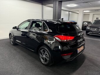 Hyundai i30 2022 1.5dpi atmosféra 81kw benzín FAMILY 1majitľ - 5