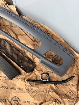 Predny M paket naraznik pre BMW E46 - 5