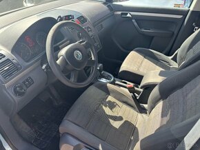 Volkswagen Touran 2,0TDi - 5