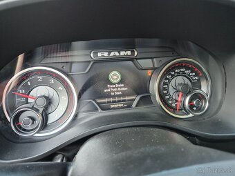 DODGE RAM 1500 5,7 HEMI BLACK WIDOW 16000km - 5