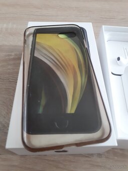 iPhone SE 2020 64GB - 5
