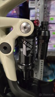 Mondraker Crafty R Carbon 2023 – veľkosť M – TOP STAV - 5