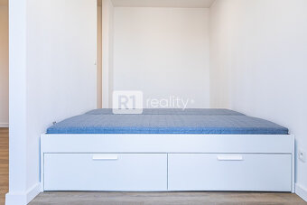Nový 1 izbový byt 37 m2+ 4 m2 balkón, výťah + parking, Piešť - 5