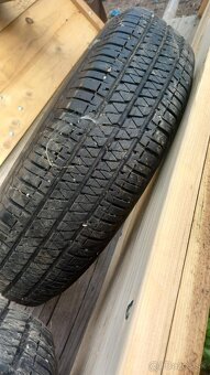 Pneu 195/80 R15 - 5