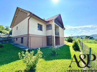 4 IZBOVÝ RD S GARÁŽOU, POZEMOK 960M2, BREZOVÁ POD BRADLOM - 5