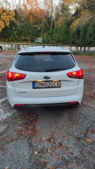 KIA CEED SW 1.6 GDI GOLD A/T (2017) – Po masívnom servise - 5