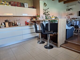 Exkluzívne ponúkame na predaj dva rodinné dom v Môťovej - 5