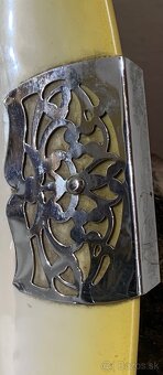 porcelánová tácka s kovovými úchytmi – - 5