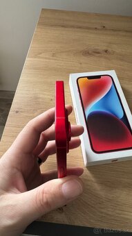 Predam Apple iPhone 14 red 128gb - 5