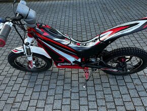 Predám detský motocykel Oset 16 Racing - 5