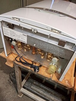 Plynový kondenzačný kotol Vailant kombi - 5
