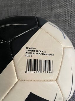 Futbalová lopta Puma s podpismi SVK repre ME 2016 - 5