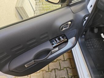 Citroen C3 MAX, 1.2 Puretech 61kW, r. 2024, manuál, LED - 5