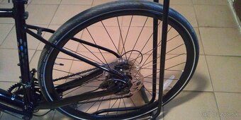 Predám bicykel MARIN Gestalt Gloss Black/Blue - 5