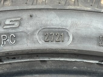 225/40 R18 - 5