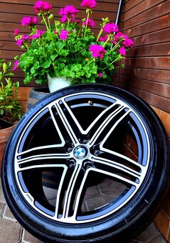 Alu R19 5x120 MAM BMW 5 F10+F11+ letné pneu 245/40R19 - 5