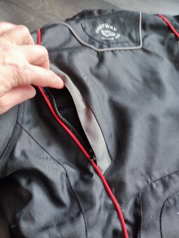 Dámska bunda veľ.40 ako nová - 5