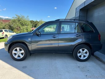 Toyota RAV4 2.0 VVTi - 5