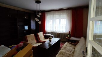 Rodinný dom v obci Sološnica na predaj - 5