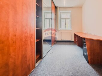 Kancelárske priestory na prenájom | Námestie SNP - Banská By - 5