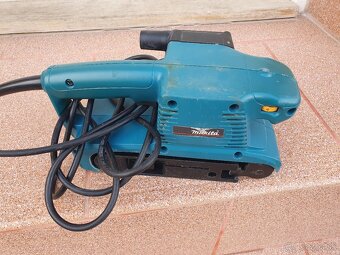 MAKITA 9911 na súčiastky - 5