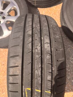 4X DISKY 16" OCTAVIA I LAURIN KLEMENT + PNEU VREDESTEIN - 5