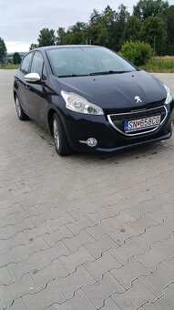 Peugeot 208 1.2 PureTech - 5