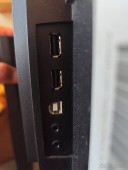 Predám PC monitor - 5